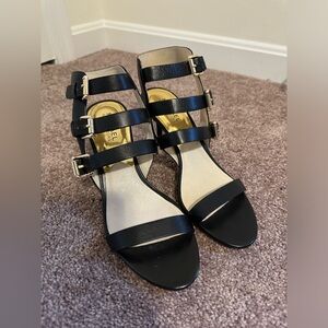 MICHAEL KORS WOMEN'S size 9M BEVERLY SANDAL BLACK LEATHER STRAPPY SHOES